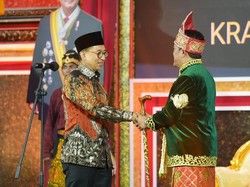 Menbud Nobatkan Raja Kebudayaan Banjar Kalimantan, Titip Pesan ini