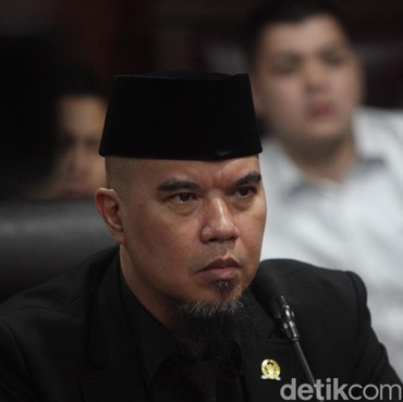 Beda Nasib 2 Grup Legendaris Wanita Besutan Dhani, Ada yang Jualan Nasi