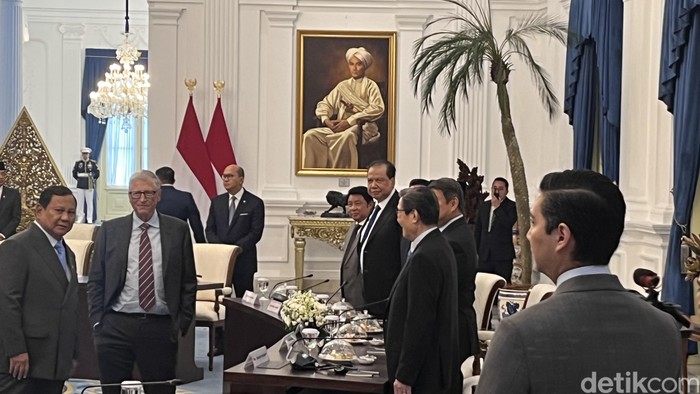 Prabowo dan Bill Gates diskusi bareng pengusaha di Istana. (Eva/detikcom)