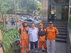 Pramono Bertemu Disabilitas di TransJakarta, Tanya Kesulitan Naik Transum