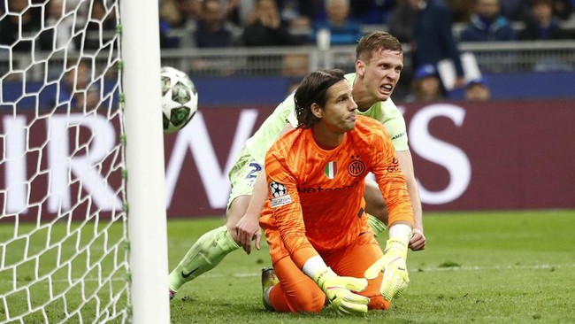 Yann Sommer Jadi Pemain Terbaik Usai Bikin Lamine Yamal Mati Kutu Yann Sommer dinobatkan sebagai pemain terbaik berkat serangkaian penyelamatan krusial, termasuk meredam sejumlah tembakan Lamine Yamal di sepanjang laga.