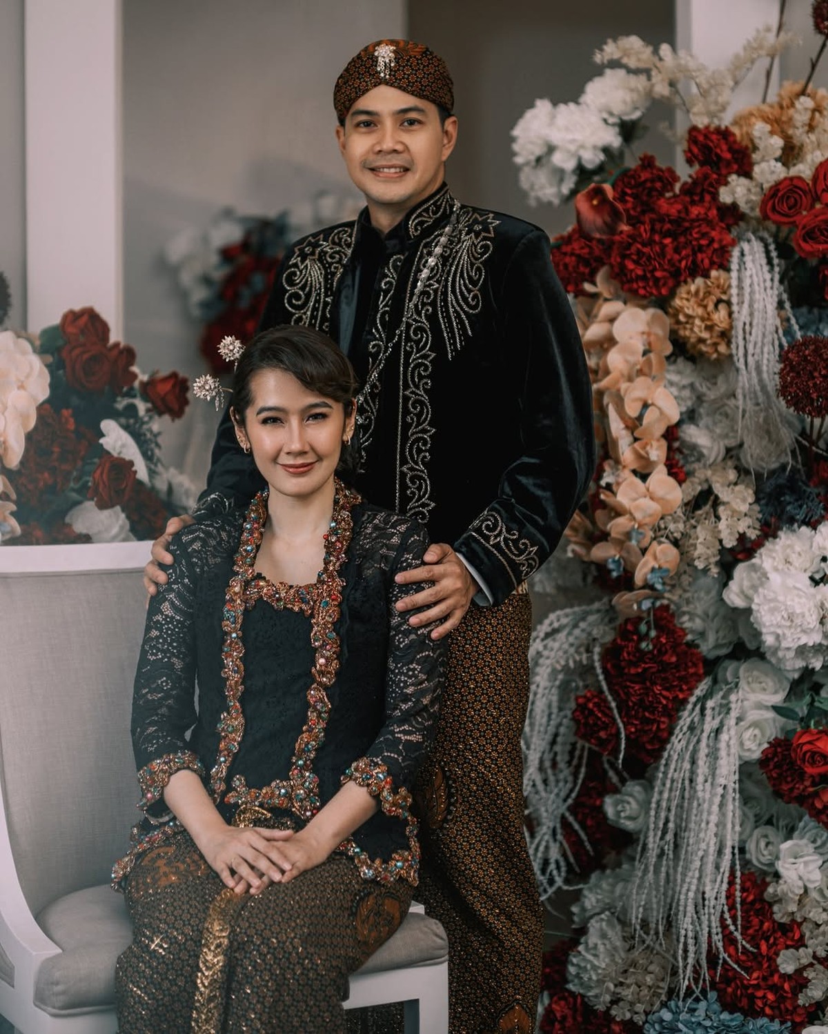 Ardina Rasti dan Suami
