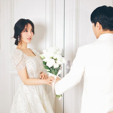 Chanmi AOA Umumkan Pernikahan Lewat IG, Sosok Calon Suami Bikin Penasaran