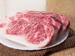 Makan Daging Sapi Pernah Dianggap Hal Tabu di Jepang, Ini Alasannya!