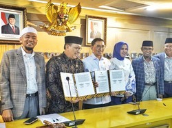 Depan DPD RI, Fadli Zon Beberkan Strategi Pelestarian Warisan Budaya