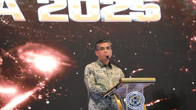 Menaker Sebut Harmoni Pengusaha-Pekerja Fondasi Bangun Budaya K3 Menteri Ketenagakerjaan Yassierli menekankan pentingnya hubungan harmonis antara pengusaha dan pekerja untuk membangun budaya K3 yang kuat di Indonesia.