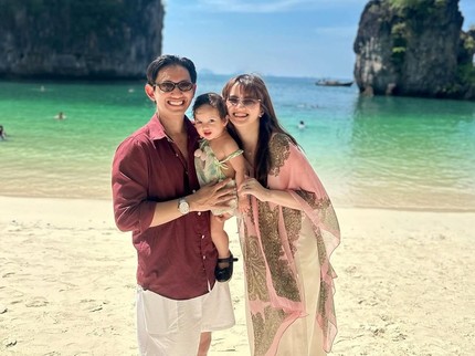 7 Potret Launa Putri Sabrina Anggraini Liburan ke Thailand, Pertama Kali Berenang di Laut