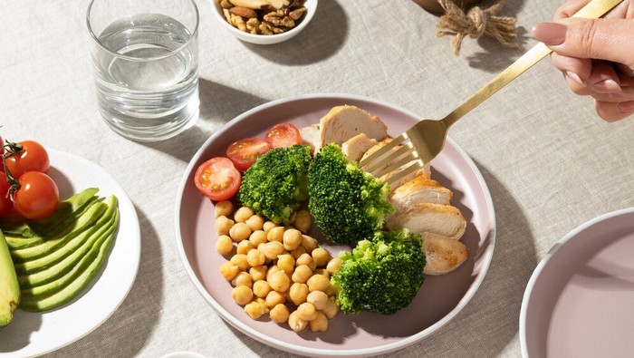 img-title 4 Makanan Sumber Kolagen Alami yang Baik untuk Kecantikan Kulit