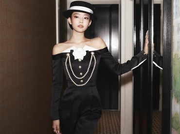 img-title Pakaian Jennie BLACKPINK di After Party Met Gala 2025 Bikin Bingung