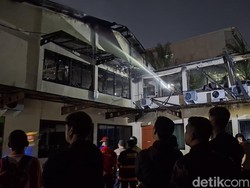 Gedung PT Lonsum di Palembang Terbakar, Api Diduga Berasal dari AC