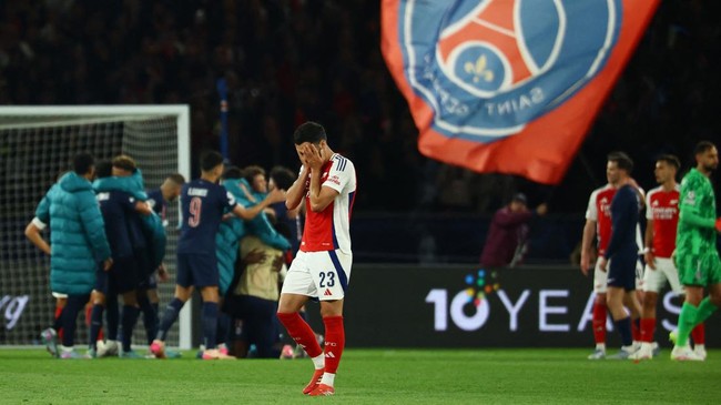 Meme Kocak Arsenal setelah Disikat PSG Kekalahan Arsenal dari Paris Saint-Germain (PSG) dalam semifinal Liga Champions disambut ramai meme di media sosial.