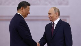 Xi Jinping Kontak Putin, Kompak Desak Israel Setop Serang Iran