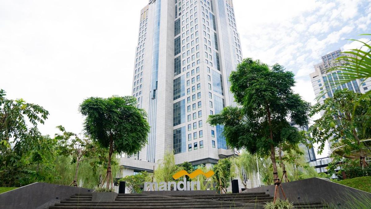 Bank Mandiri Konsisten Masuk Jajaran Bank Terbaik 2025 dari Forbes