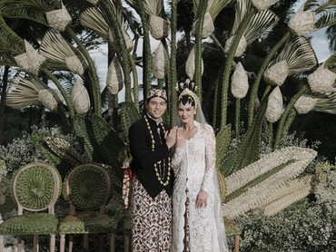 img-title Ungkapan Hati Adik Maxime ke Luna Maya hingga Gisel Ditegur Ayu Dewi