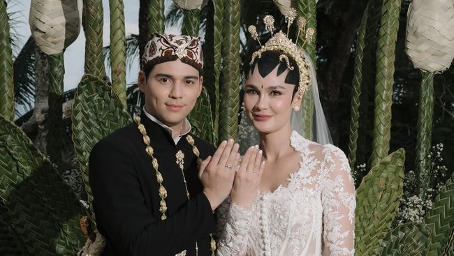 Kisah asmara Luna Maya dan Maxime Bouttier bagai menunjukkan ada tali takdir tak terlihat yang mempertemukan keduanya.