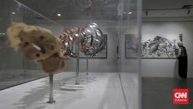 FOTO: Refleksi Dunia yang Rusak dalam Utopian Dreams