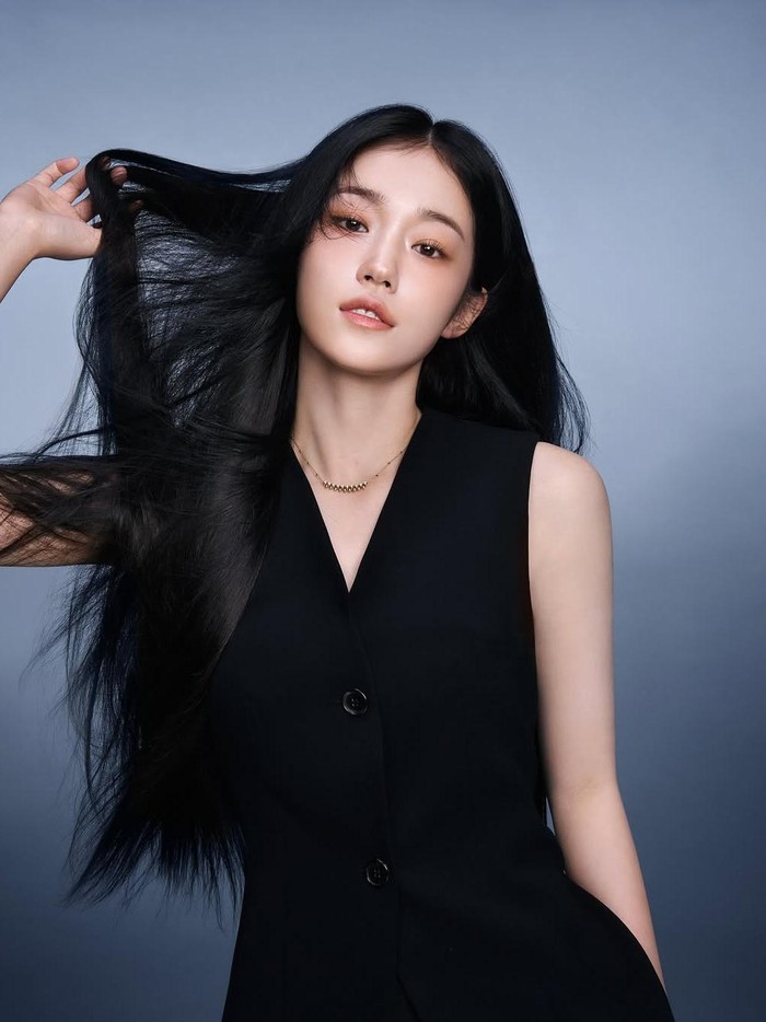 Roh Yoon Seo saat jadi model/ Foto: instagram.com/rohyoonseo