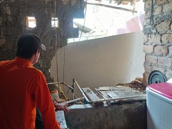 Tembok Rumah Warga di Tanahsareal Bogor Ambruk Imbas Hujan Deras
