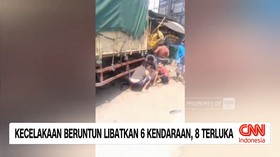 VIDEO: Kecelakaan Beruntun Libatkan 6 Kendaraan, 8 Terluka