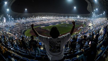 Update Eksklusif Olahraga CNN : Rute Pawai Juara Persib: Dari Balai Kota ke Gedung Sate