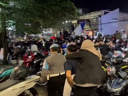 Sepenggal Kisah Heroik di Tengah Euforia Perayaan Juara Persib di Tasik