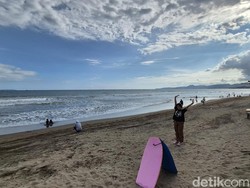 Lepas Penat dengan Menikmati Senja di Pantai Citepus Sukabumi