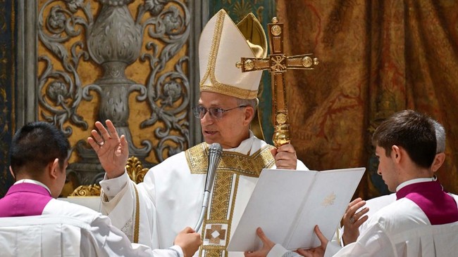 Misa pelantikan Paus Leo XIV akan dilaksanakan pada Minggu (18/5) di Lapangan Santo Petrus Basilika, Vatikan.