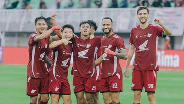 Berita Olahraga Terkini CNN Sport : Hasil Liga 1: Tanpa Yuran Fernandes, PSM Tekuk Malut United 3-2
