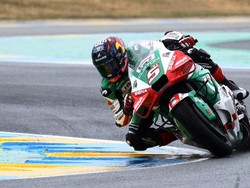 Video Johann Zarco Juarai MotoGP Prancis 2025, Marc Marquez Kedua