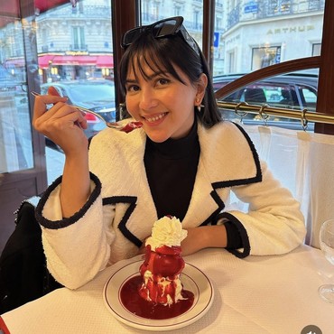 Suami Dinilai Patriarki, Jessica Mila Bagikan Momen Akrab dengan Metua dan Ipar