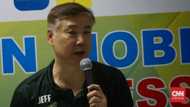 Pelatih Gresik Petrokimia Pupuk Indonesia, Jeff Jiang Jie, mengungkap alasan Megawati Hangestri Pertiwi tidak tampil penuh lawan Electric PLN di Proliga 2025.