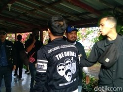 Desta dan Gading Sebut Bima Keren, Ariel Noah Mengeluh Panas