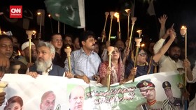 VIDEO: Warga Pakistan Rayakan Gencatan Senjata dengan India
