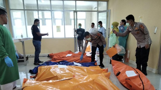 Kepala Dinas Penerangan Angkatan Darat Brigjen Wahyu Yudhayana menjelaskan pemusnahan dilakukan sekitar pukul 09.30 WIB oleh jajaran prajurit.