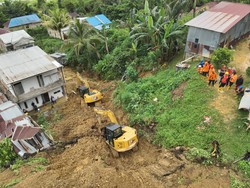 Terkendala Cuaca, Pencarian 2 Korban Longsor Samarinda Dilanjutkan Hari Ini