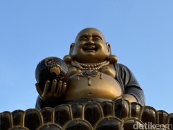 Mengunjungi Maha Vihara Sejahtera Maitreya, Vihara Terbesar di Samarinda