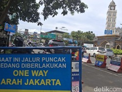 Video: One Way Arah Jakarta Mulai Berlaku, Kendaraan Menuju Puncak Disetop