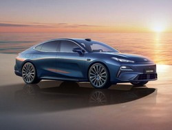 Geely Bakal Bawa Mobil Hybrid ke GIIAS 2025