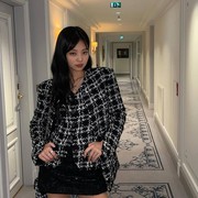 Tips Styling Tweed Outfit yang Stylish dan Bikin Percaya Diri