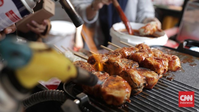 FOTO: Surga 'Food Hunter', Berburu Makanan Viral di Blok M Jakarta