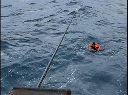 Detik-detik Perwira Pertamina Selamatkan Nelayan di Perairan Kepulauan Seribu