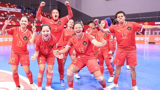 Jadwal Siaran Langsung Indonesia vs China di Piala Asia Futsal Putri Duel Timnas Futsal Putri Indonesia vs China dalam babak perempat final Piala Asia Futsal Putri 2025 akan disiarkan langsung, Selasa (13/5).