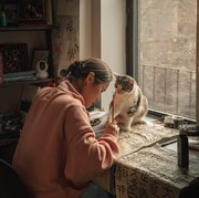 5 Zodiak yang Pandai Mengubah Emosi Menjadi Karya Seni, Super Kreatif!