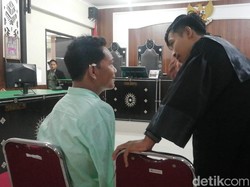 Video: Agus Difabel Bantah Soal Kekerasan Seksual dan Minta Dibebaskan