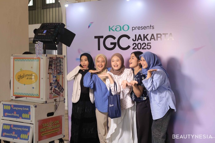 Antusiasme Pendaftar “KAO presents TGC Jakarta 2025” di Surabaya: Boothnya Keren Banget!