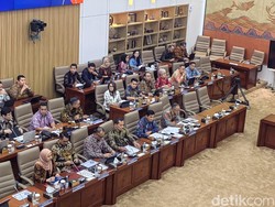 Produksi RI Turun Bikin Harga Timah Global Meroket