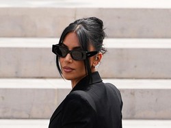 Kim Kardashian Nangis di Sidang Perampokan Paris: Saya Pikir Akan Mati