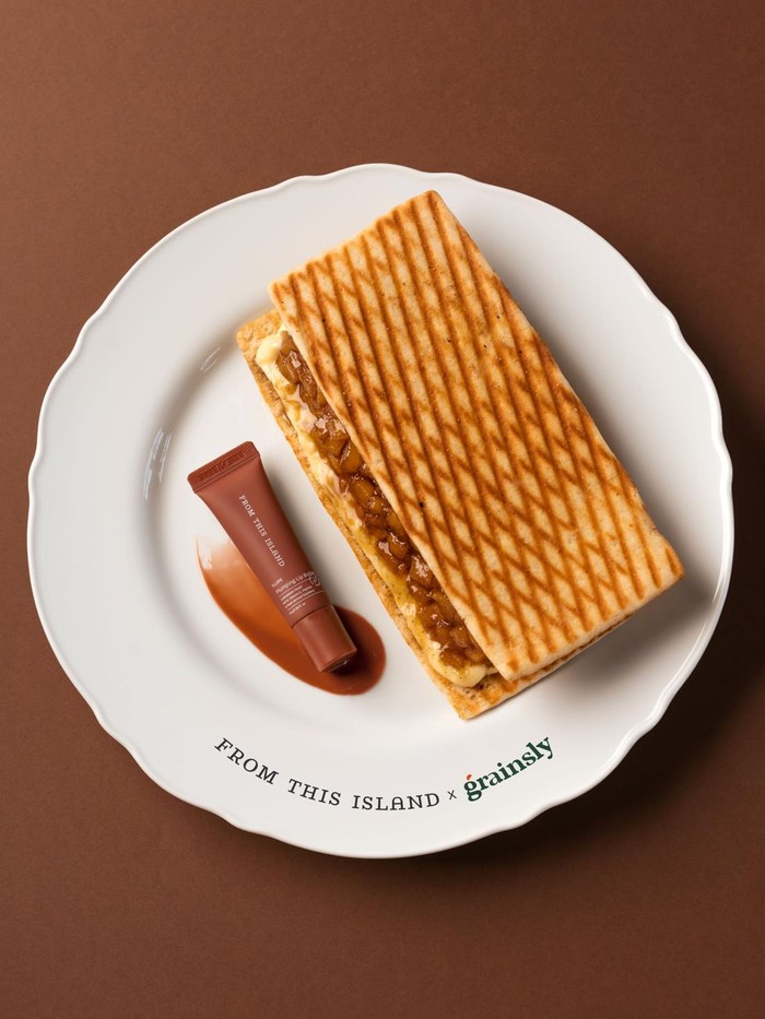 Kolaborasi From This Island & Grainsly 'Cinnamon Toast'