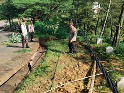 Jalur Ponorogo-Trenggalek Lumpuh Akibat Longsor