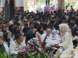 992 PPPK dan CPNS Trenggalek Dilantik, Marketing Bank Langsung Tampil